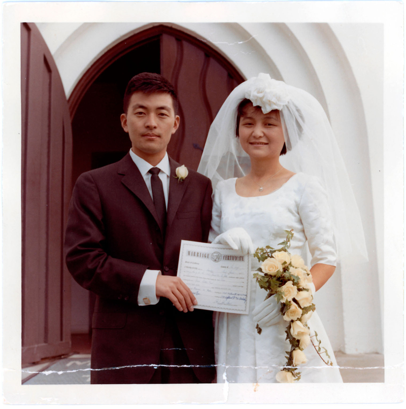 Illustration for article titled Wedding Pix from the 60s!